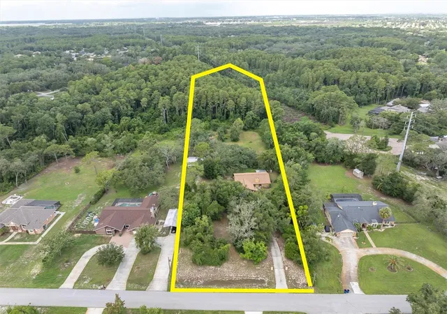 Photo 2 of Single family home for sale at 6812 Ridge Top Dr, New Port Richey, FL 34655 | MLS# TB8522973 | Listing updated on 2026-08-26