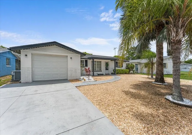 Photo 3 of Single family home for sale at 10914 Oakdale Ave, Port Richey, FL 34668 | MLS# A4698057 | Listing updated on 2026-08-26