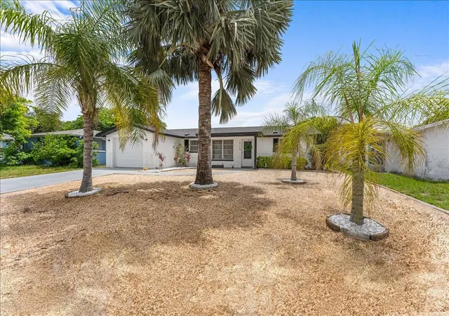 Photo 3 of Single family home for sale at 10914 Oakdale Ave, Port Richey, FL 34668 | MLS# A4698057 | Listing updated on 2026-08-26