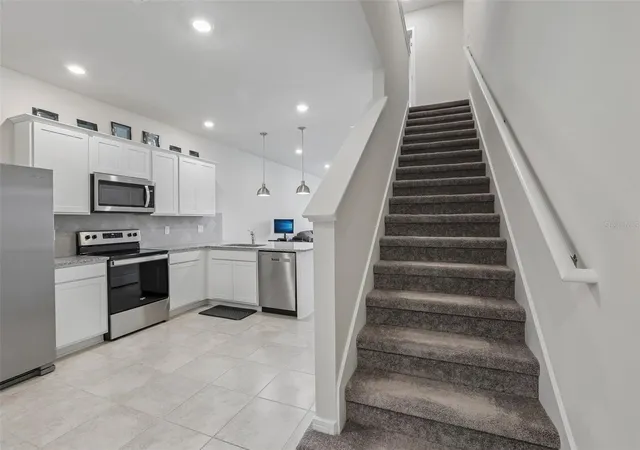 Photo 3 of Townhouse for sale at 31337 Amberview Bnd, Wesley Chapel, FL 33545 | MLS# TB8522993 | Listing updated on 2026-08-26