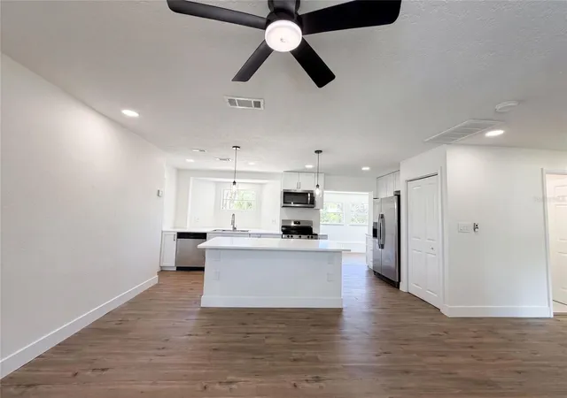 Homes for sale in Venice, FL | 561 Yale Rd, Venice, FL 34293 | MLS# O6419781