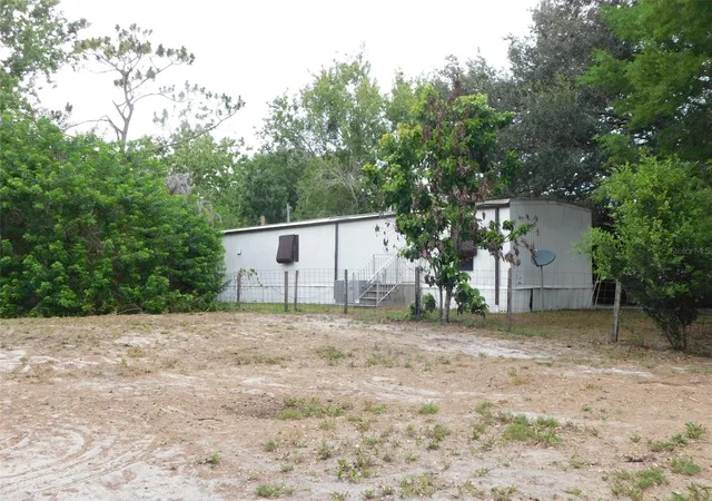 4th image of 1110 Ne Forrest Ave, Arcadia, FL 34266 | MLS# C7527728