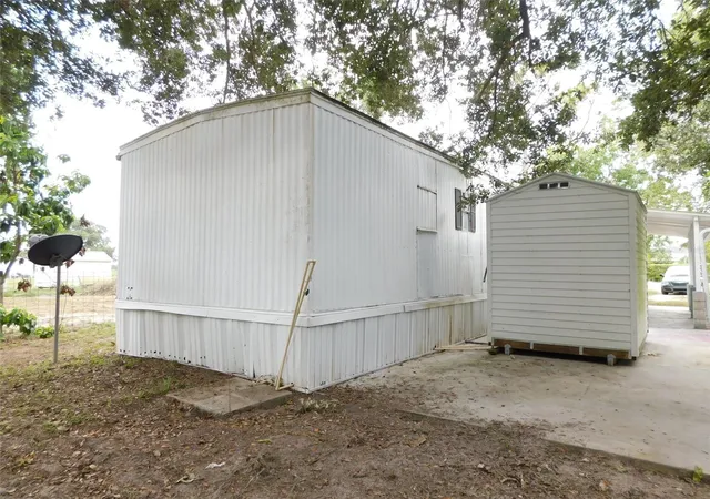 5th image of 1110 Ne Forrest Ave, Arcadia, FL 34266 | MLS# C7527728