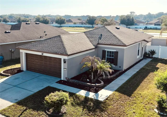 Homes for sale in Brooksville, FL | 1072 Hill Flower Dr, Brooksville, FL 34604 | MLS# W7887041