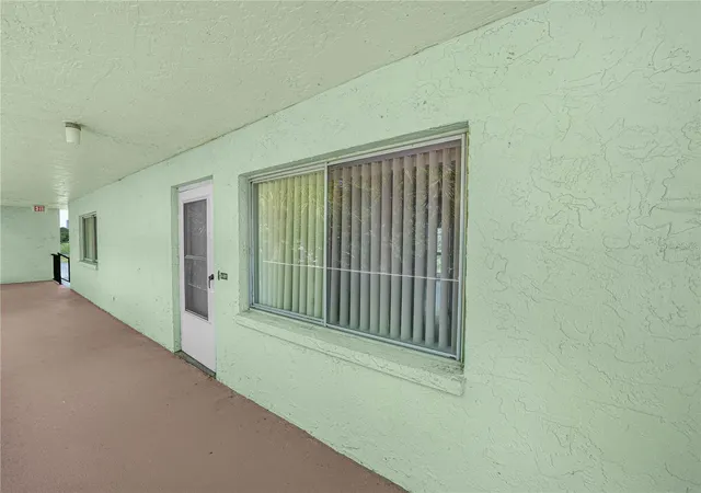 4th image of 1130 N Lake Parker Ave #A301, Lakeland, FL 33805 | MLS# L4963056