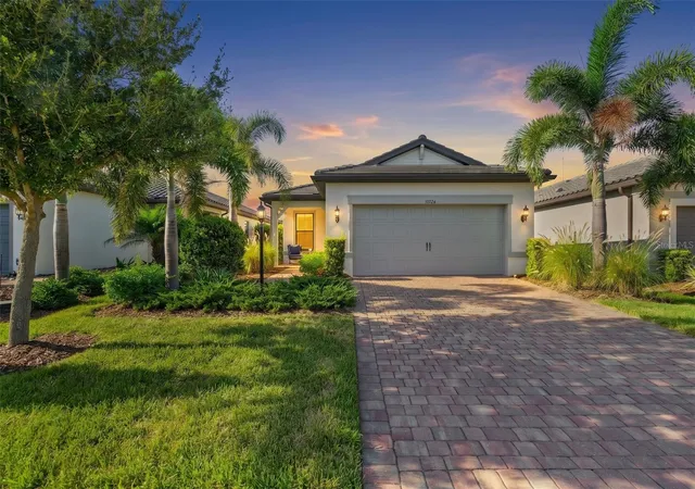 1st image of 17726 Northwood Pl, Bradenton, FL 34202 | MLS# A4698073
