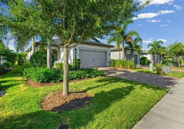 3rd image of 17726 Northwood Pl, Bradenton, FL 34202 | MLS# A4698073