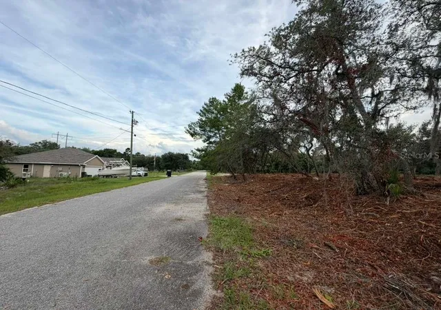4th image of Sequoia Trl, Ocklawaha, FL 32179 | MLS# O6419799