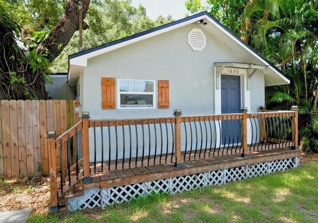 Photo 1 of Single family home for sale at 1606 E Osborne Ave, Tampa, FL 33610 | MLS# TB8523045 | Listing updated on 2026-10-08
