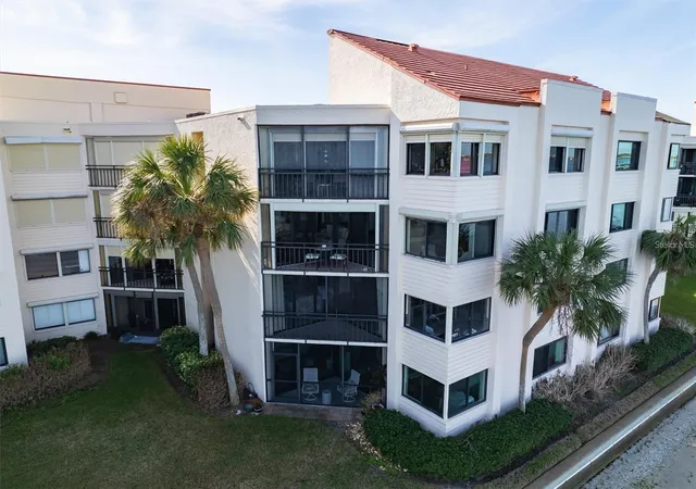 Photo 2 of Condo for sale at 5633 Puerta Del Sol Blvd S #307, Saint Petersburg, FL 33715 | MLS# TB8523049 | Listing updated on 2026-08-28