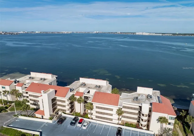 Listing Photo 3 - Condo for sale in building located at 5633 Puerta Del Sol Blvd S, ST PETERSBURG, FL 33715 - Unit #307