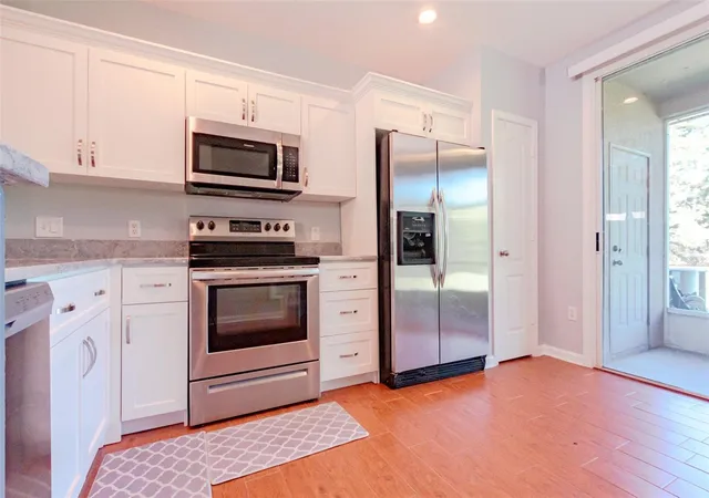 Photo 4 of Sale Pending at 4519 Barnstead Dr, Riverview, FL 33578 | MLS# TB8523054 | Listing updated on 2026-08-14