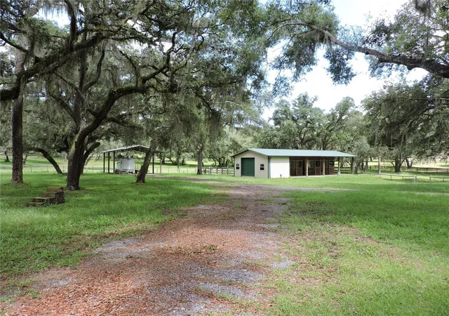 Photo 2 of Manufactured home for sale at 29248 Wildlife Ln, Brooksville, FL 34602 | MLS# W7887043 | Listing updated on 2026-09-22
