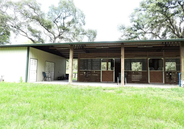 Photo 4 of Manufactured home for sale at 29248 Wildlife Ln, Brooksville, FL 34602 | MLS# W7887043 | Listing updated on 2026-09-22