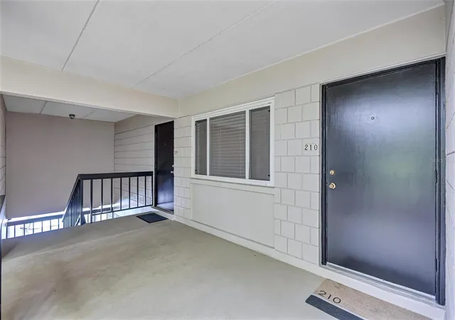 Homes for sale in Tampa, FL | 3232 S Macdill Ave #210, Tampa, FL 33629 | MLS# TB8523068