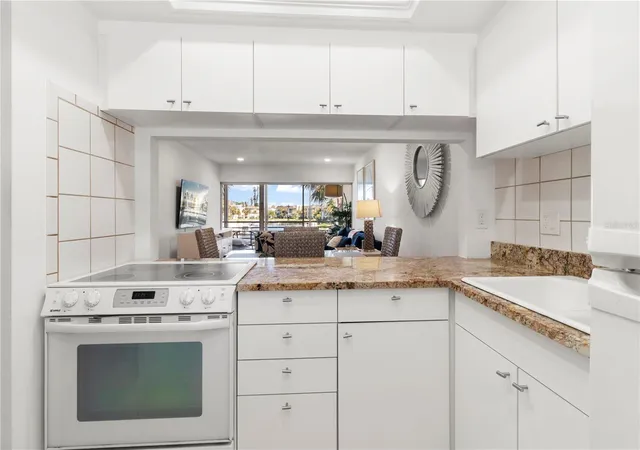 Homes for sale in Longboat Key, FL | 4340 Falmouth Dr #D-204, Longboat Key, FL 34228 | MLS# A4698081