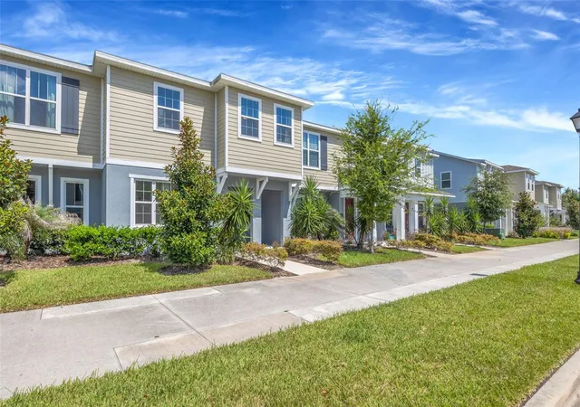 Photo 2 of Townhouse for sale at 5022 Avalon Park Blvd, Wesley Chapel, FL 33545 | MLS# TB8523092 | Listing updated on 2026-07-25