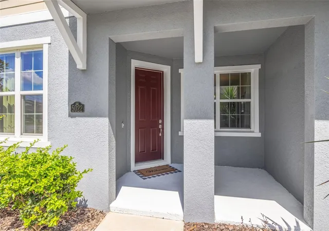 Photo 4 of Townhouse for sale at 5022 Avalon Park Blvd, Wesley Chapel, FL 33545 | MLS# TB8523092 | Listing updated on 2026-07-25