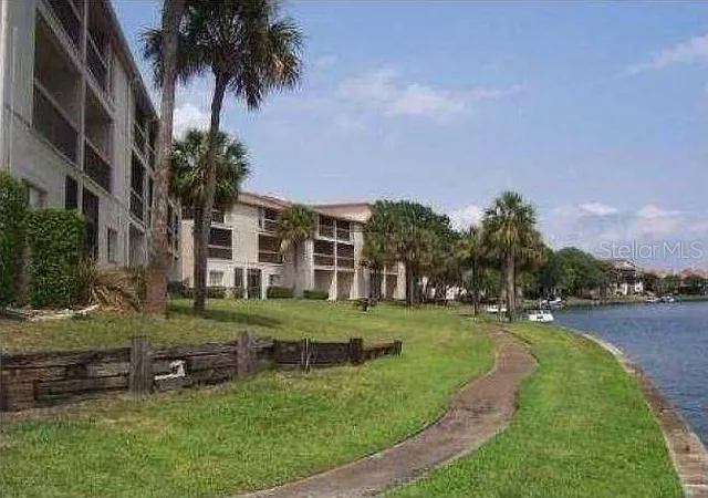 2nd image of 6319 Newtown Cir #19B6, Tampa, FL 33615 | MLS# TB8523093