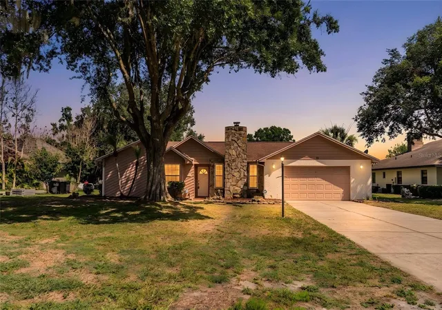 1st image of 85 Country Club Ln, Mulberry, FL 33860 | MLS# L4963058