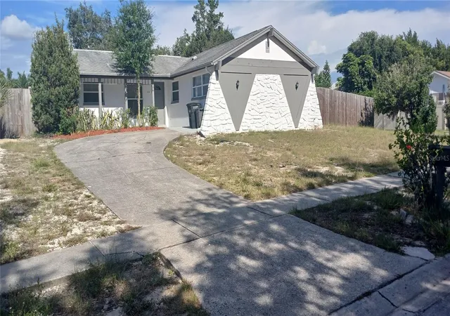 1st image of 1019 Peninsula Rd, Tarpon Springs, FL 34689 | MLS# W7887046