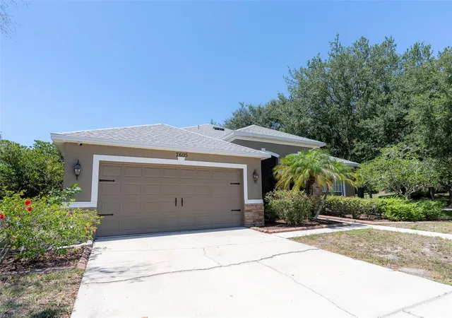 Photo 2 of Single family home for sale at 7605 Nottinghill Sky Dr, Apollo Beach, FL 33572 | MLS# C7527741 | Listing updated on 2026-09-18