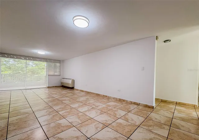 Homes for sale in Guaynabo, PR | 59 Cll Union Cond Hillsview Plaza #107, Guaynabo, PR 00971 | MLS# PR9122321