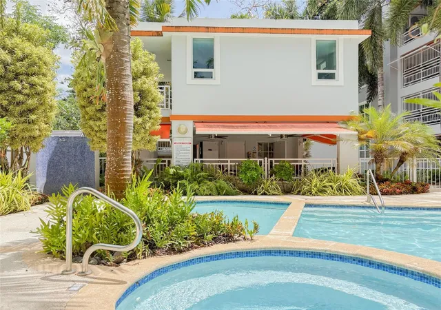Homes for sale in Guaynabo, PR | 59 Cll Union Cond Hillsview Plaza #107, Guaynabo, PR 00971 | MLS# PR9122321