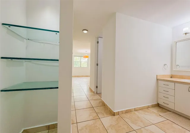 Homes for sale in Guaynabo, PR | 59 Cll Union Cond Hillsview Plaza #107, Guaynabo, PR 00971 | MLS# PR9122321