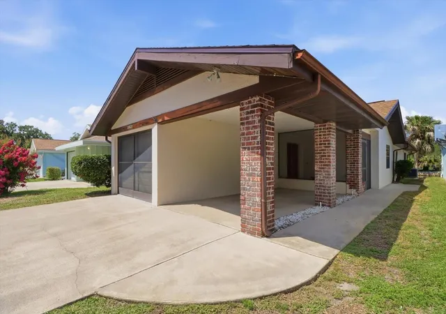 2nd image of 11621 W Riverhaven Dr, Homosassa, FL 34448 | MLS# TB8523137