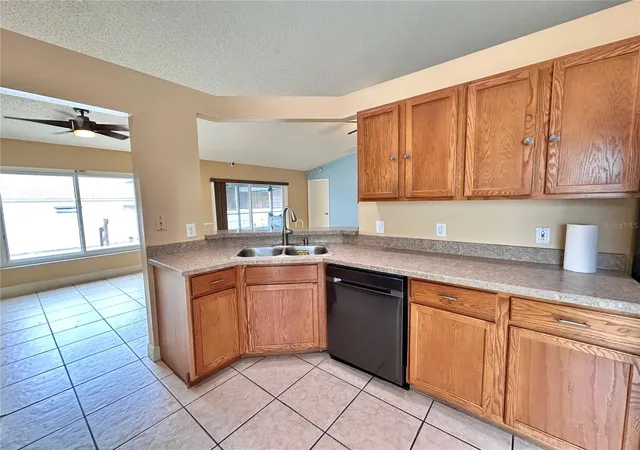 5th image of 1650 Navigator Ln, Tarpon Springs, FL 34689 | MLS# TB8523140