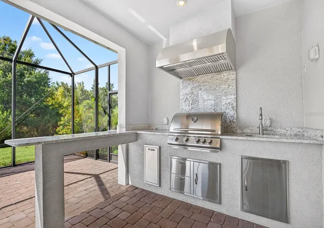 5th image of 10924 Wicker Park Pl, Palmetto, FL 34221 | MLS# A4698103