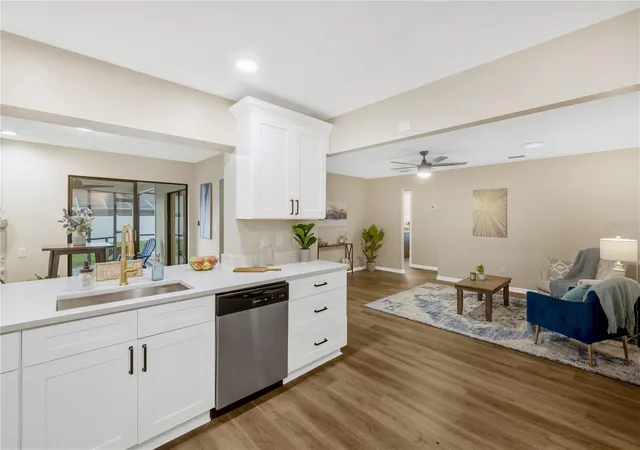3rd image of 2805 Beagle Pl, Seffner, FL 33584 | MLS# TB8523147
