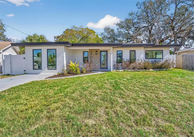 1st image of 203 Driftwood Dr W, Palm Harbor, FL 34683 | MLS# TB8523151