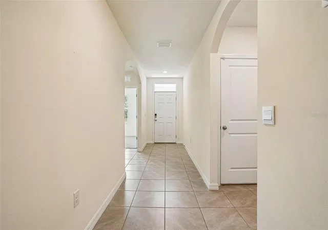Photo 4 of Sale Pending at 134 Hickory Crse Trl, Ocala, FL 34472 | MLS# G5114281 | Listing updated on 2026-08-19