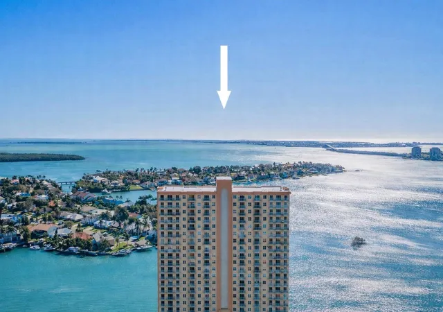Photo 1 of Condo for sale at 4900 Brittany Dr S #405, Saint Petersburg, FL 33715 | MLS# TB8523159 | Listing updated on 2026-08-13