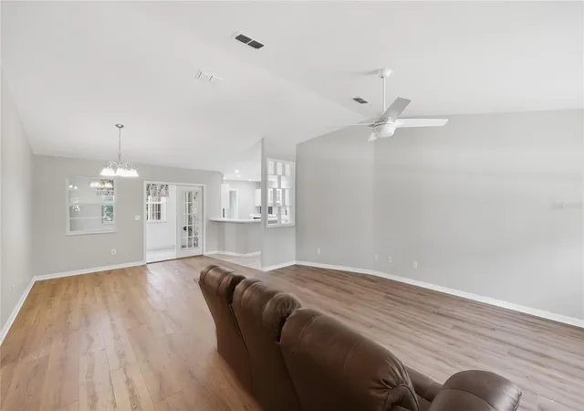 5th image of 25249 Sw 18Th Ave, Newberry, FL 32669 | MLS# GC541464