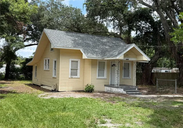1st image of 1496 33rd St Nw, Winter Haven, FL 33881 | MLS# TB8523172