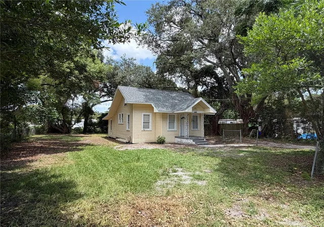 4th image of 1496 33Rd St Nw, Winter Haven, FL 33881 | MLS# TB8523172