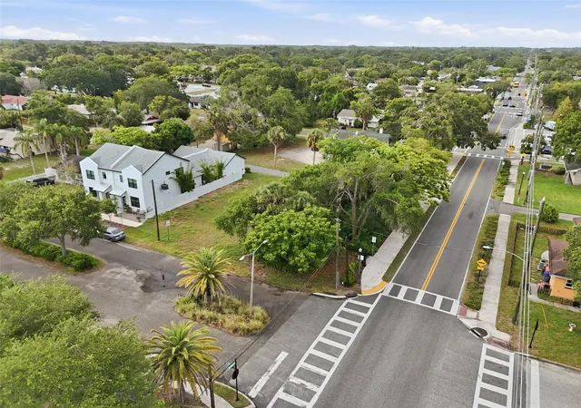 Photo 3 of Townhouse for sale at 5972 Central Ave, New Port Richey, FL 34653 | MLS# TB8523182 | Listing updated on 2026-07-20