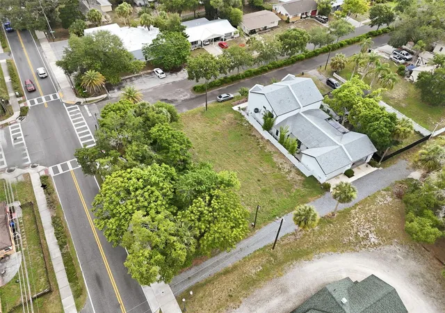 Photo 4 of Townhouse for sale at 5972 Central Ave, New Port Richey, FL 34653 | MLS# TB8523182 | Listing updated on 2026-07-20