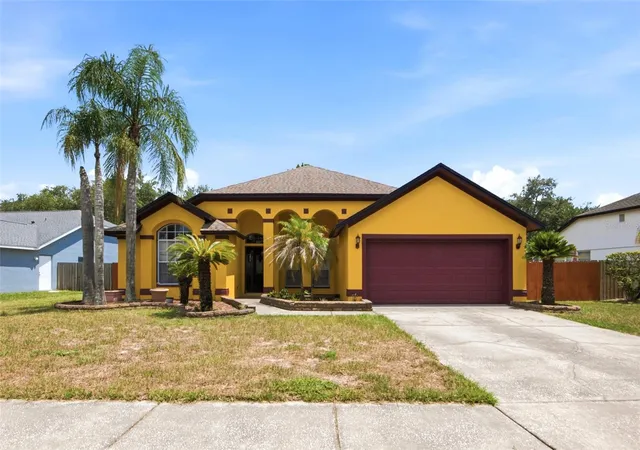 Homes for sale in Riverview, FL | 9602 Sunnyoak Dr, Riverview, FL 33569 | MLS# TB8523192