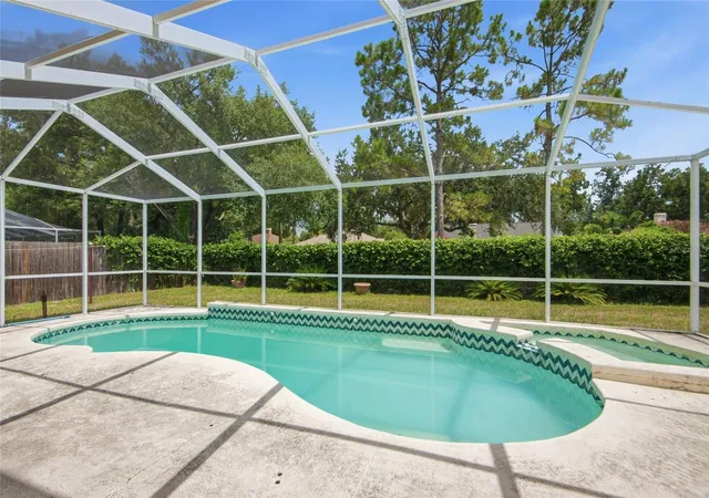 Homes for sale in Riverview, FL | 9602 Sunnyoak Dr, Riverview, FL 33569 | MLS# TB8523192