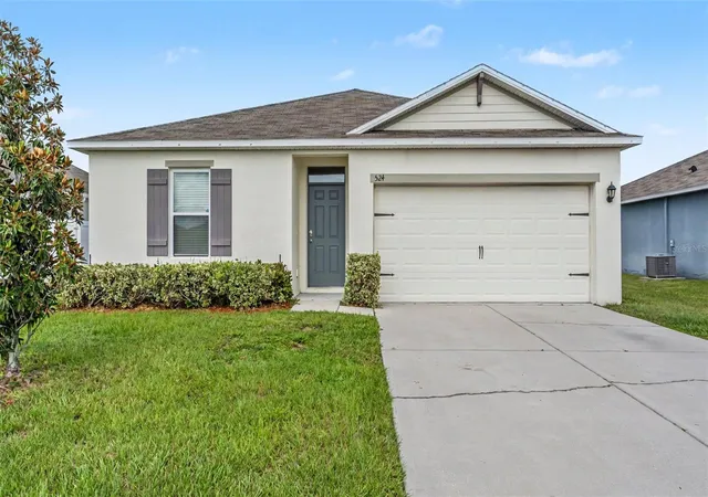 Homes for sale in Auburndale, FL | 524 Burnham Cir, Auburndale, FL 33823 | MLS# L4963063