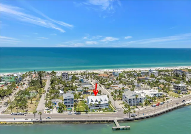 Homes for sale in St Pete Beach, FL | 1010 Pass A Grille Wy #2, St Pete Beach, FL 33706 | MLS# TB8523223