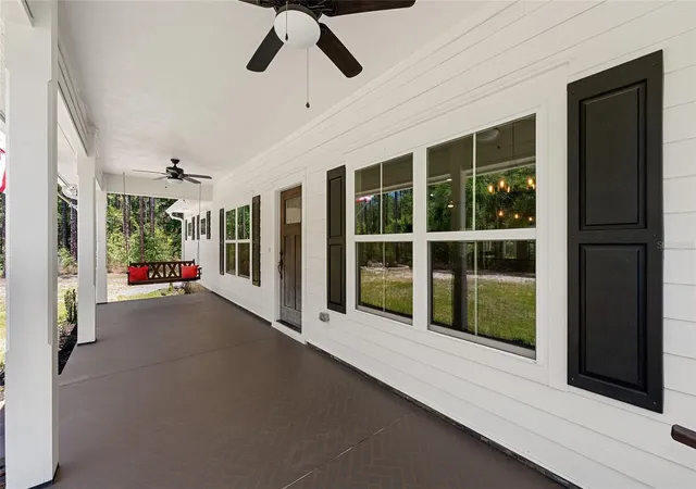 Homes for sale in Fort White, FL | 357 Sw Conestoga Wy, Fort White, FL 32038 | MLS# GC541466