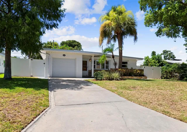 36th image of 14480 120th Ave, Largo, FL 33774 | MLS# TB8523234