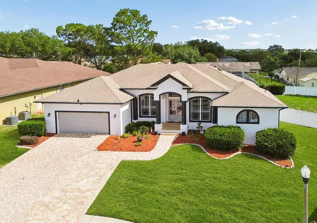 Photo 1 of Single family home for sale at 2325 Chesterfield Cir, Lakeland, FL 33813 | MLS# L4963064 | Listing updated on 2026-08-28