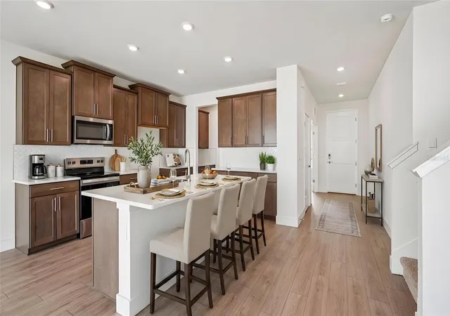 3rd image of 11225 Duckling Wy, Weeki Wachee, FL 34613 | MLS# OM727389