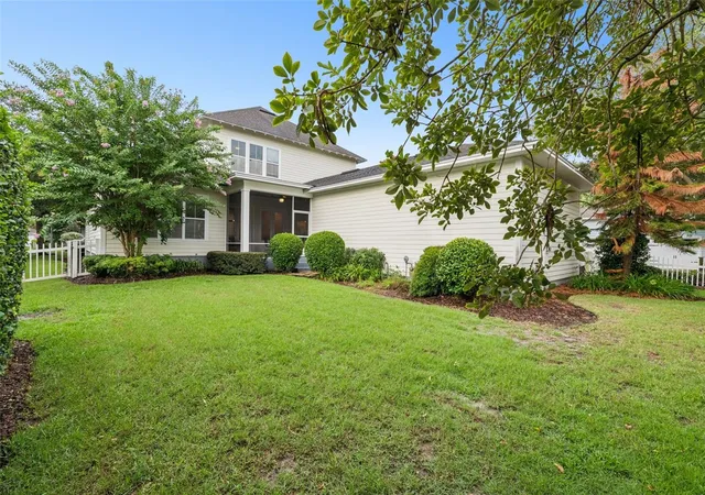 Photo 2 of Single family home for sale at 844 Oakland Park Blvd, Winter Garden, FL 34787 | MLS# O6419976 | Listing updated on 2026-10-10